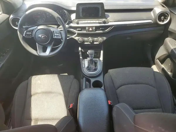 3KPF24AD8ME283807 2021 KIA FORTE - Image 8