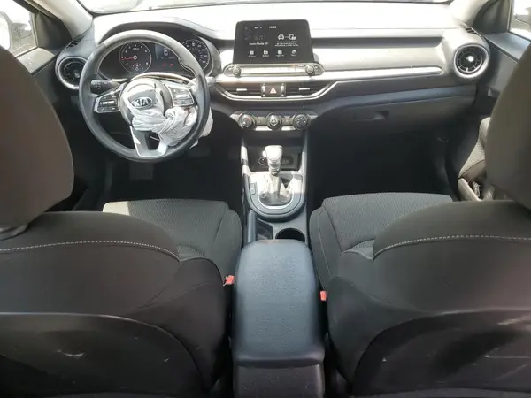 3KPF24AD8ME284455 2021 KIA FORTE - Image 8
