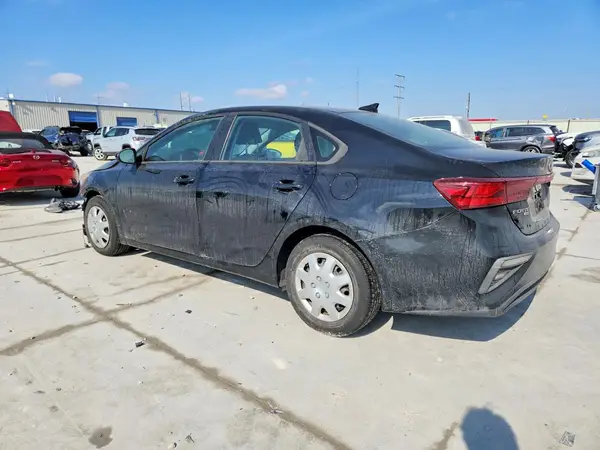 3KPF24AD8ME286092 2021 KIA FORTE - Image 2