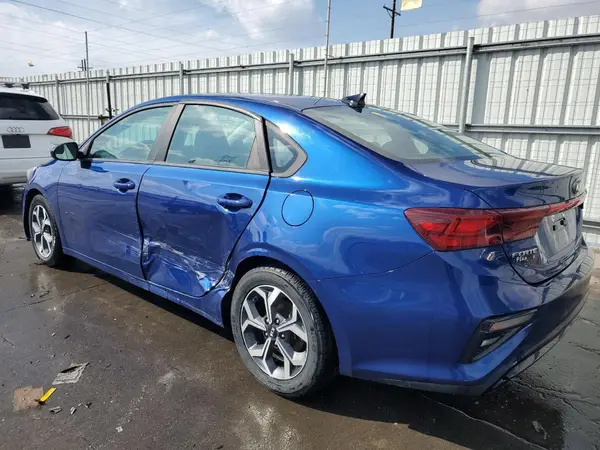 3KPF24AD8ME288019 2021 KIA FORTE - Image 2