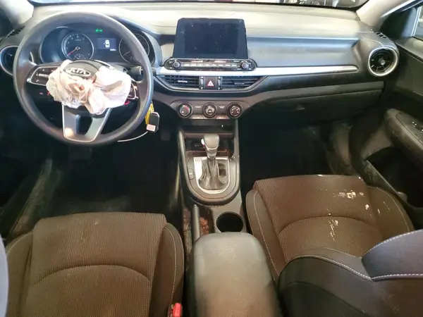 3KPF24AD8ME288165 2021 KIA FORTE - Image 8