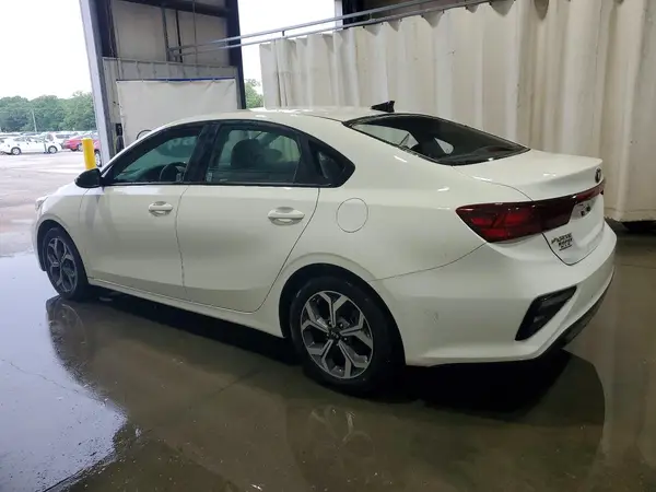 3KPF24AD8ME288828 2021 KIA FORTE - Image 2