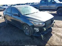 3KPF24AD8ME289025 2021 KIA FORTE