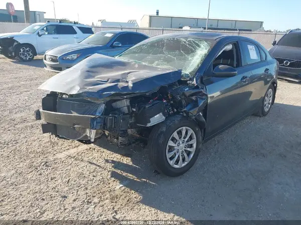 3KPF24AD8ME289459 2021 KIA FORTE - Image 2