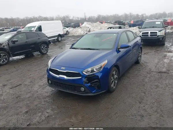 3KPF24AD8ME289834 2021 KIA FORTE - Image 2