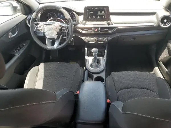 3KPF24AD8ME291924 2021 KIA FORTE - Image 8