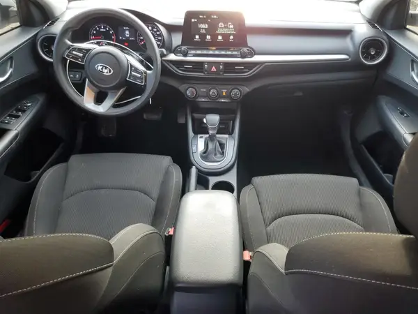 3KPF24AD8ME292135 2021 KIA FORTE - Image 8