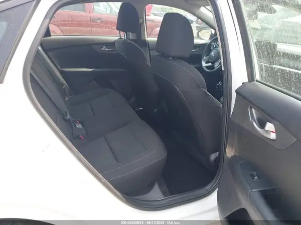 3KPF24AD8ME292779 2021 KIA FORTE - Image 8