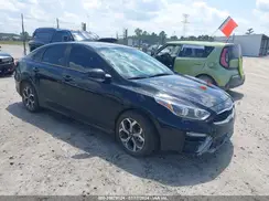3KPF24AD8ME294015 2021 KIA FORTE