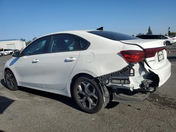 3KPF24AD8ME294449 2021 KIA FORTE - Image 2