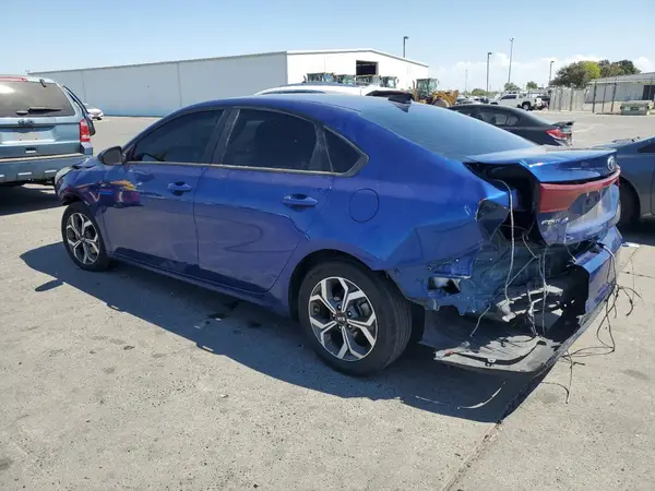 3KPF24AD8ME294595 2021 KIA FORTE - Image 2