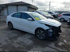 3KPF24AD8ME298680 2021 KIA FORTE
