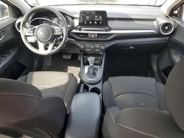 3KPF24AD8ME299246 2021 KIA FORTE - Image 8