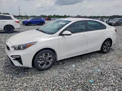 3KPF24AD8ME299912 2021 KIA FORTE