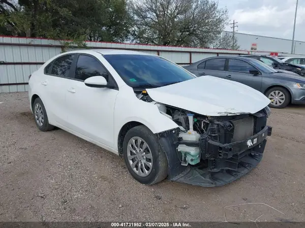 3KPF24AD8ME300461 2021 KIA FORTE - Image 1