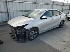 3KPF24AD8ME300766 2021 KIA FORTE