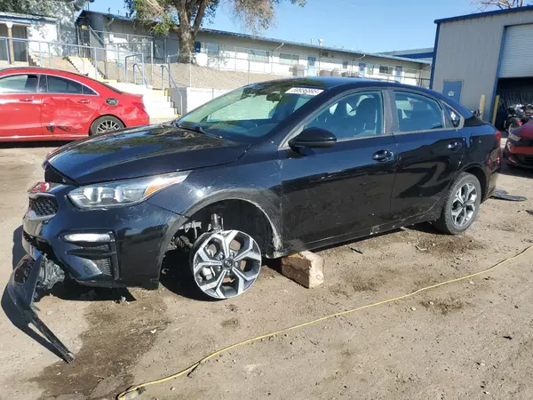 3KPF24AD8ME301285 2021 KIA FORTE - Image 1