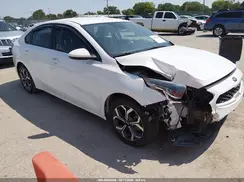 3KPF24AD8ME302419 2021 KIA FORTE