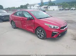 3KPF24AD8ME303053 2021 KIA FORTE