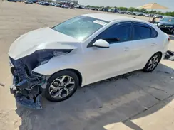 3KPF24AD8ME305420 2021 KIA FORTE