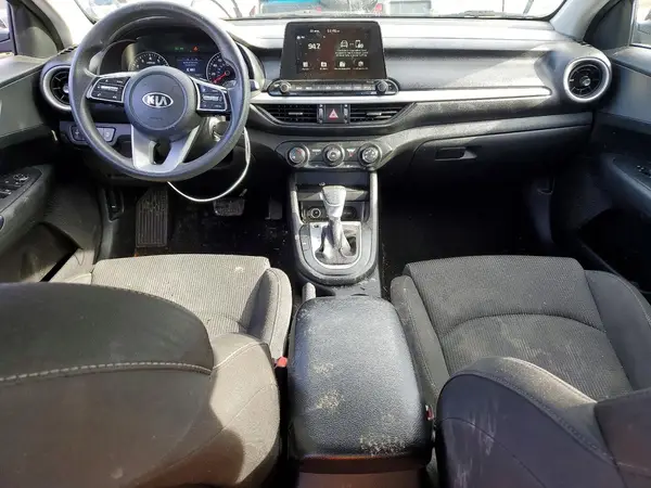 3KPF24AD8ME305465 2021 KIA FORTE - Image 8