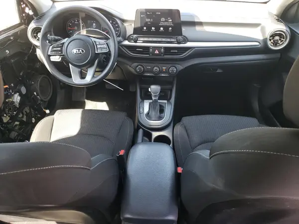 3KPF24AD8ME306390 2021 KIA FORTE - Image 8