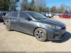 3KPF24AD8ME308561 2021 KIA FORTE