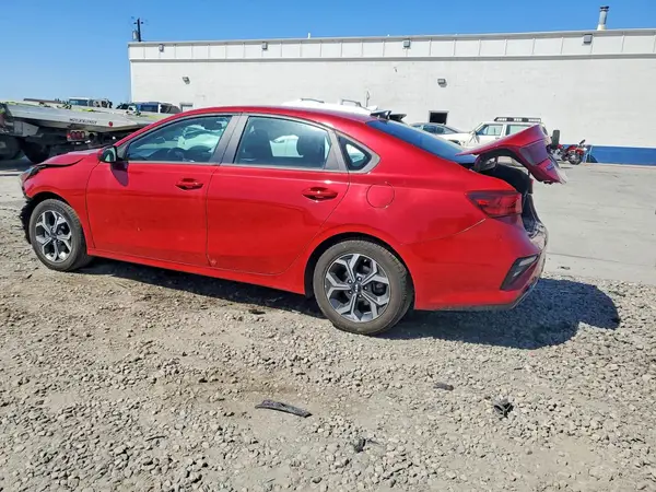 3KPF24AD8ME308608 2021 KIA FORTE - Image 2