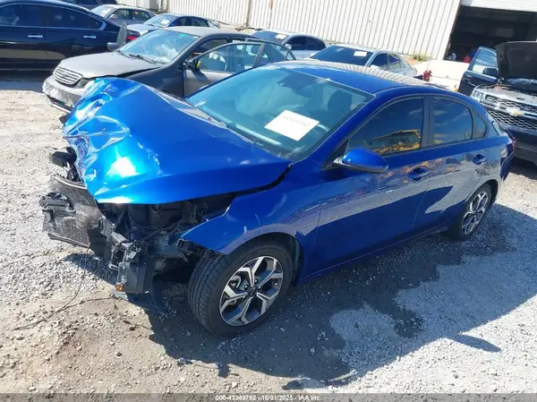 3KPF24AD8ME310522 2021 KIA FORTE - Image 2