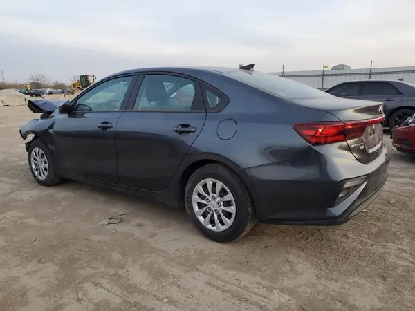3KPF24AD8ME311315 2021 KIA FORTE - Image 2