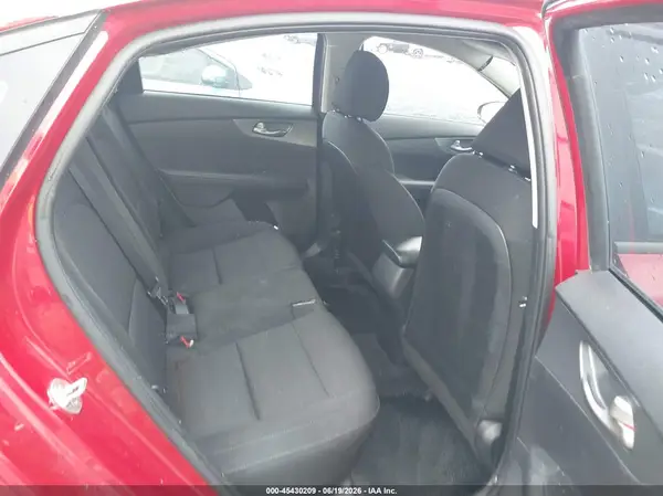3KPF24AD8ME311671 2021 KIA FORTE - Image 8