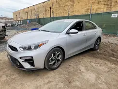 3KPF24AD8ME318085 2021 KIA FORTE