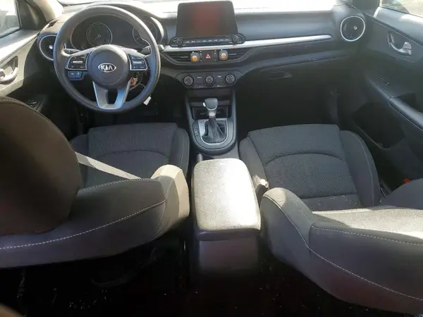 3KPF24AD8ME318118 2021 KIA FORTE - Image 8