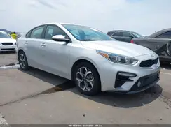 3KPF24AD8ME322685 2021 KIA FORTE