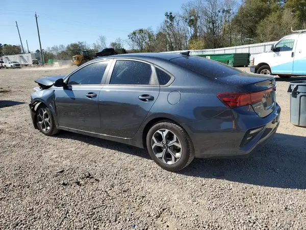 3KPF24AD8ME323058 2021 KIA FORTE - Image 2