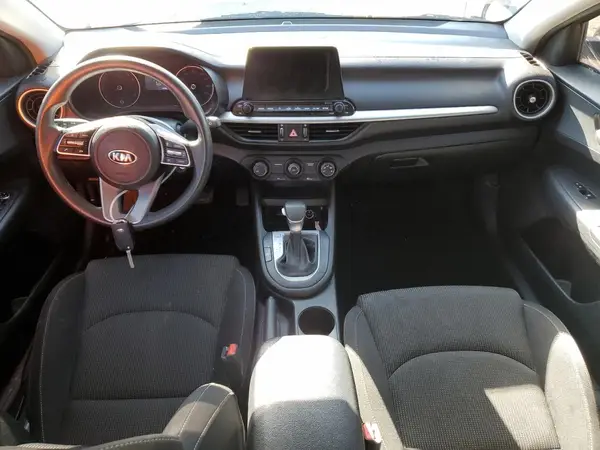 3KPF24AD8ME323058 2021 KIA FORTE - Image 8