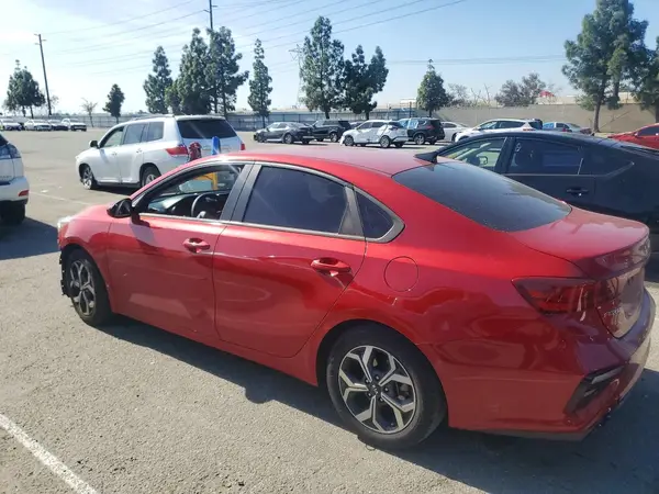 3KPF24AD8ME325408 2021 KIA FORTE - Image 2
