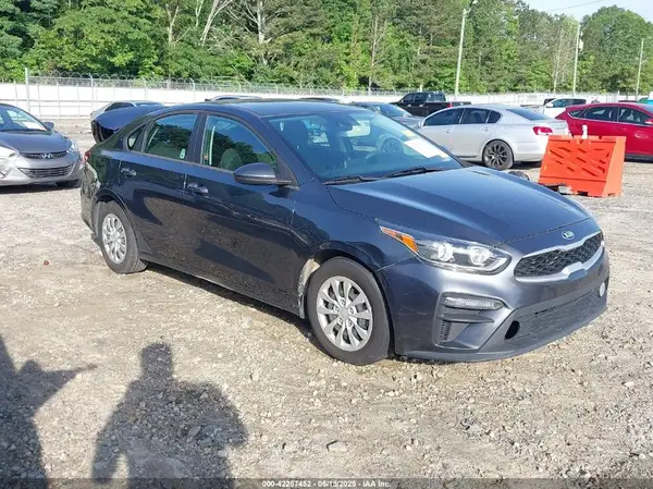 3KPF24AD8ME327188 2021 KIA FORTE - Image 1