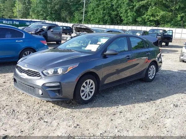 3KPF24AD8ME327188 2021 KIA FORTE - Image 2