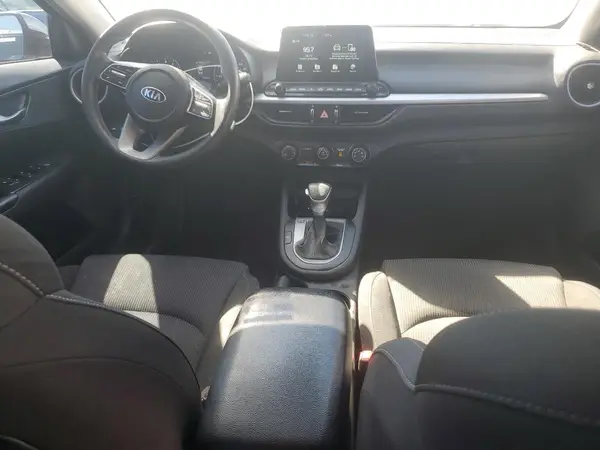 3KPF24AD8ME329183 2021 KIA FORTE - Image 8