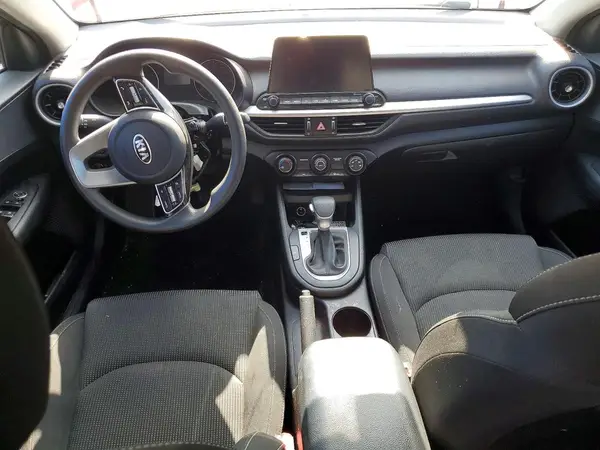 3KPF24AD8ME329538 2021 KIA FORTE - Image 8