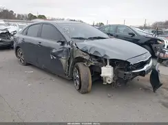 3KPF24AD8ME330978 2021 KIA FORTE
