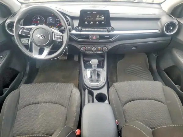 3KPF24AD8ME333184 2021 KIA FORTE - Image 8