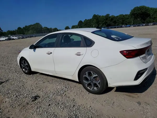 3KPF24AD8ME334853 2021 KIA FORTE - Image 2