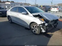 3KPF24AD8ME335209 2021 KIA FORTE