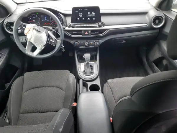 3KPF24AD8ME335338 2021 KIA FORTE - Image 8