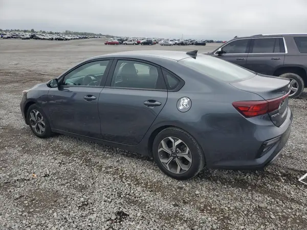 3KPF24AD8ME336988 2021 KIA FORTE - Image 2