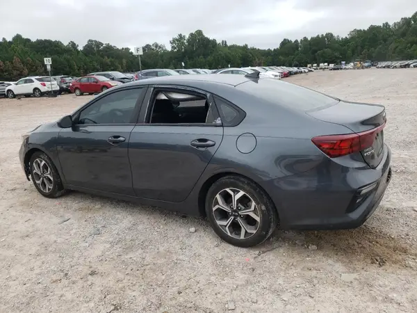 3KPF24AD8ME337347 2021 KIA FORTE - Image 2