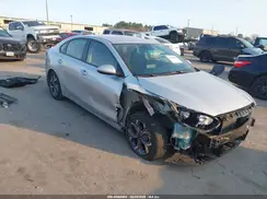 3KPF24AD8ME338935 2021 KIA FORTE