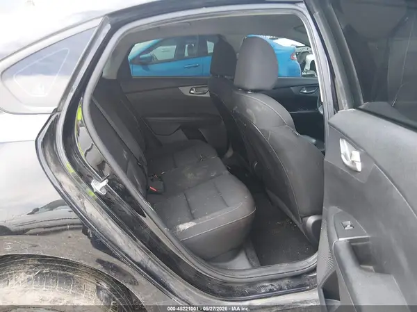 3KPF24AD8ME339437 2021 KIA FORTE - Image 8